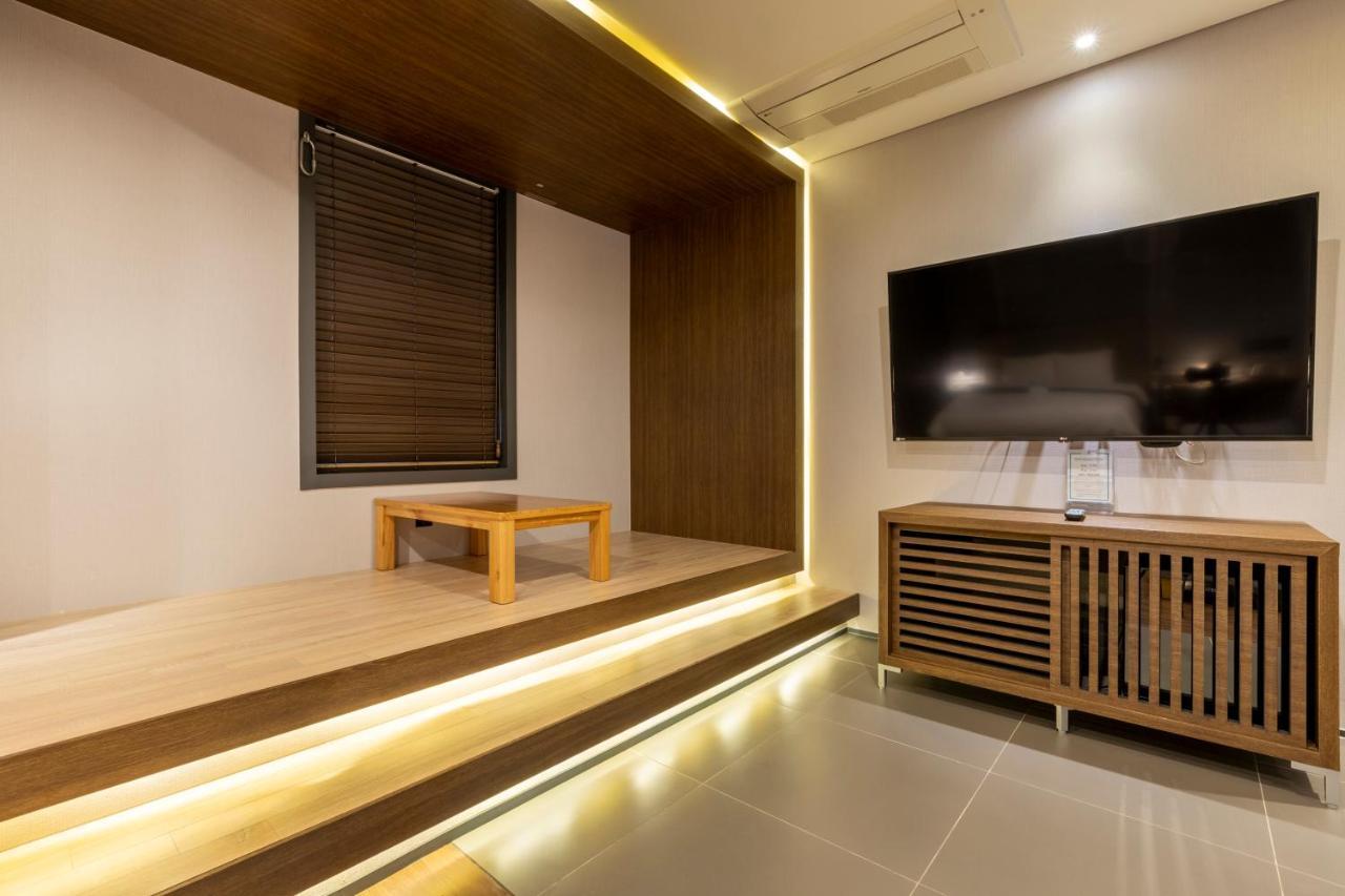 Sorgente Business Hotel Busan Esterno foto