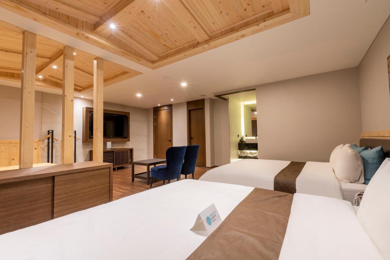 Sorgente Business Hotel Busan Esterno foto